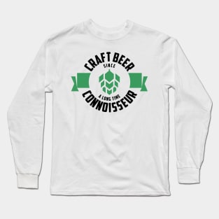 Craft Beer Connoisseur with green beer hops Long Sleeve T-Shirt